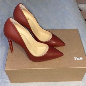 Authentic Christian louboutin leather pumps